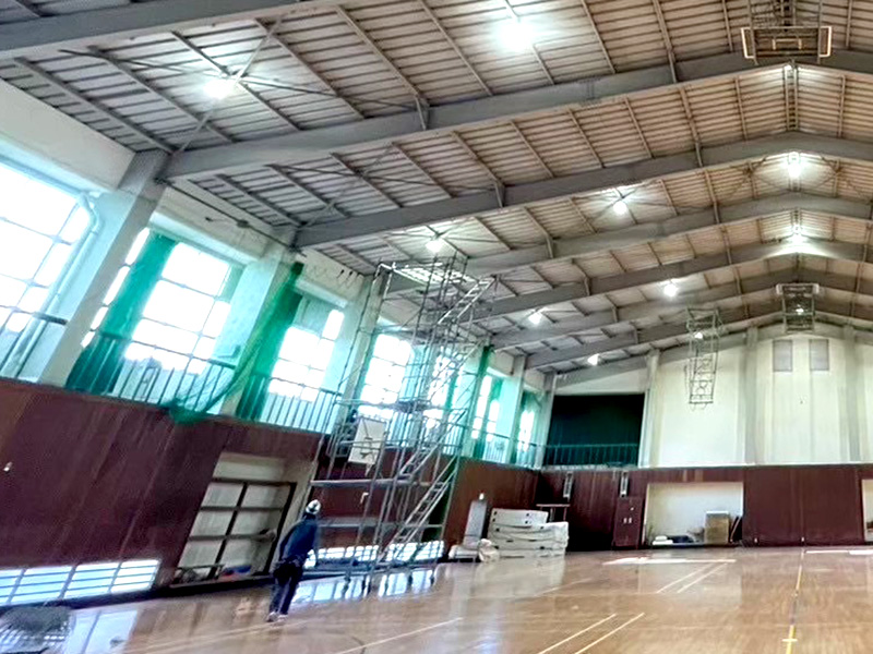 体育館でのLED照明工事