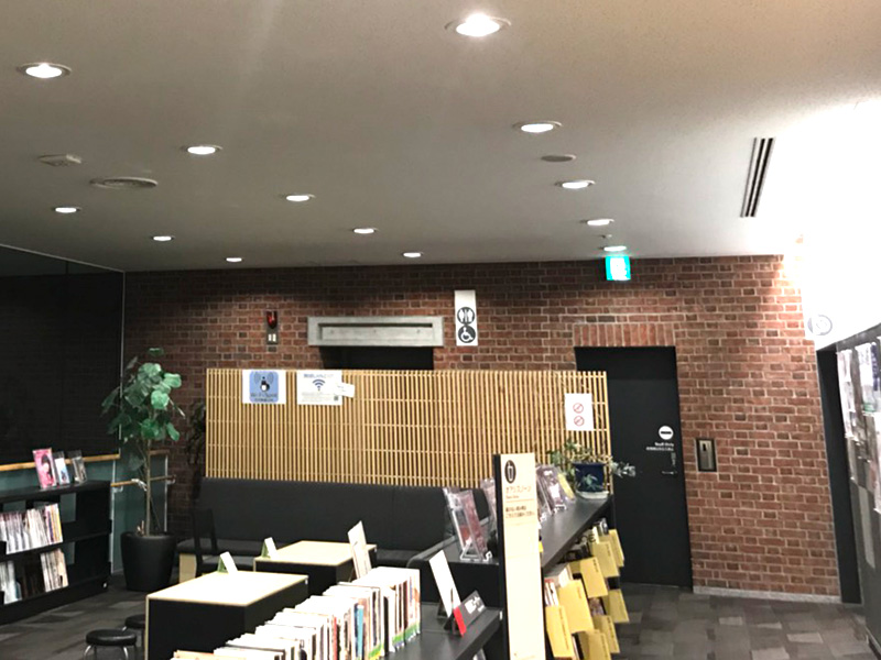 公共施設でのLED照明工事